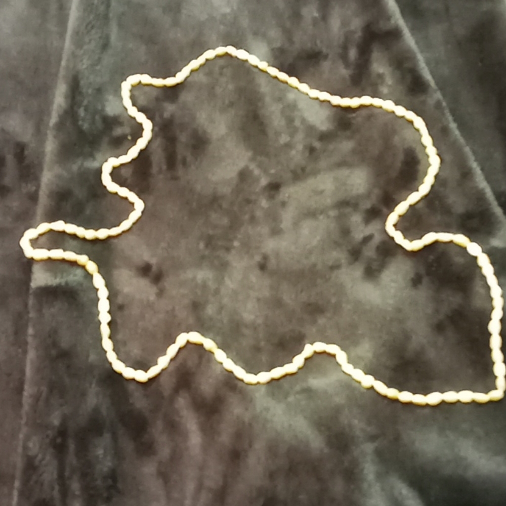 String of authentic freshwater pearls